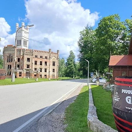 Pivovar A Penzion Grasel Český Rudolec Exteriör bild