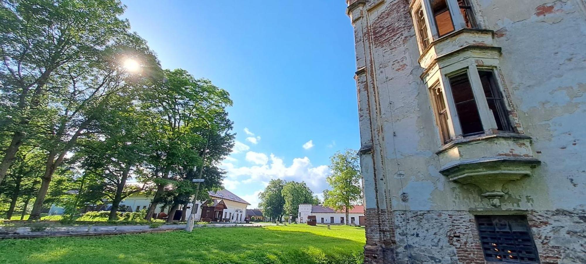 Pivovar A Penzion Grasel Český Rudolec Exteriör bild
